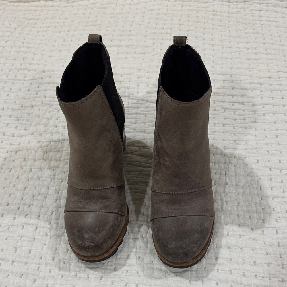 Stylish Gray Ankle Boots for Women